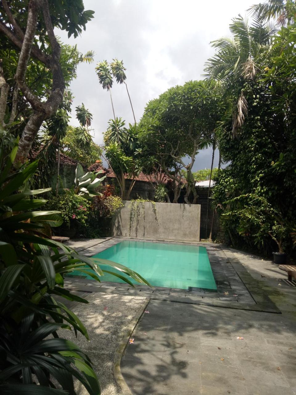 Touring Sanur Hotell Exteriör bild